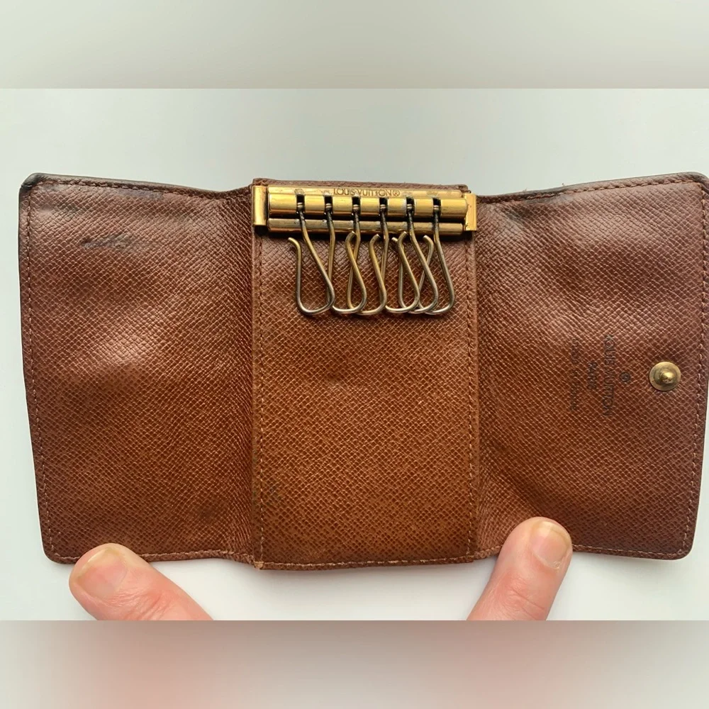 LOUIS VUITTON: Rare Vintage LV Monogram 6 Key Ring Holder Wallet Good Condition - Picture 4 of 13